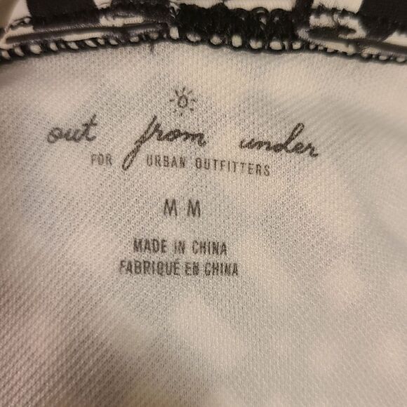 Out from Under One Piece Swimsuit Size Medium - Picture 6 of 10